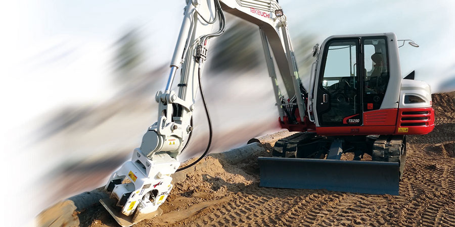 stavebné stroje zariadenia kolesové pásové rýpadlá rýpadlo-nakladače Poľsko