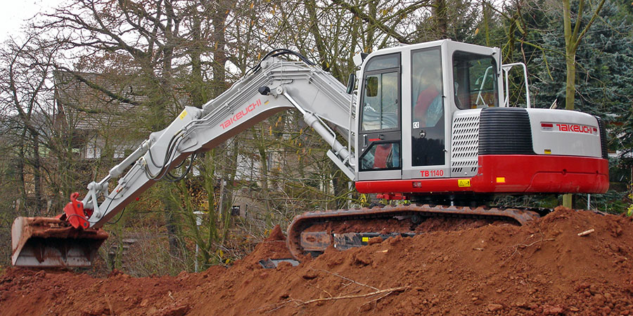 stavebné stroje zariadenia kolesové pásové rýpadlá rýpadlo-nakladače Poľsko