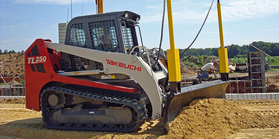 stavebné stroje zariadenia kolesové pásové rýpadlá rýpadlo-nakladače Poľsko