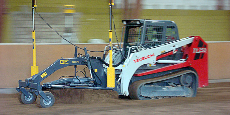 stavebné stroje zariadenia kolesové pásové rýpadlá rýpadlo-nakladače Poľsko